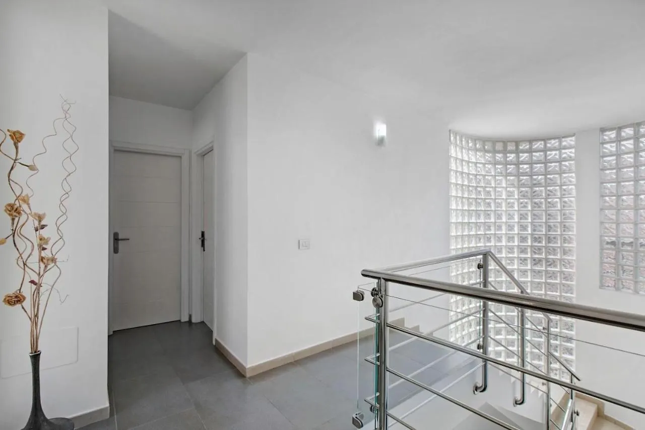 Villa Sol أذيخي